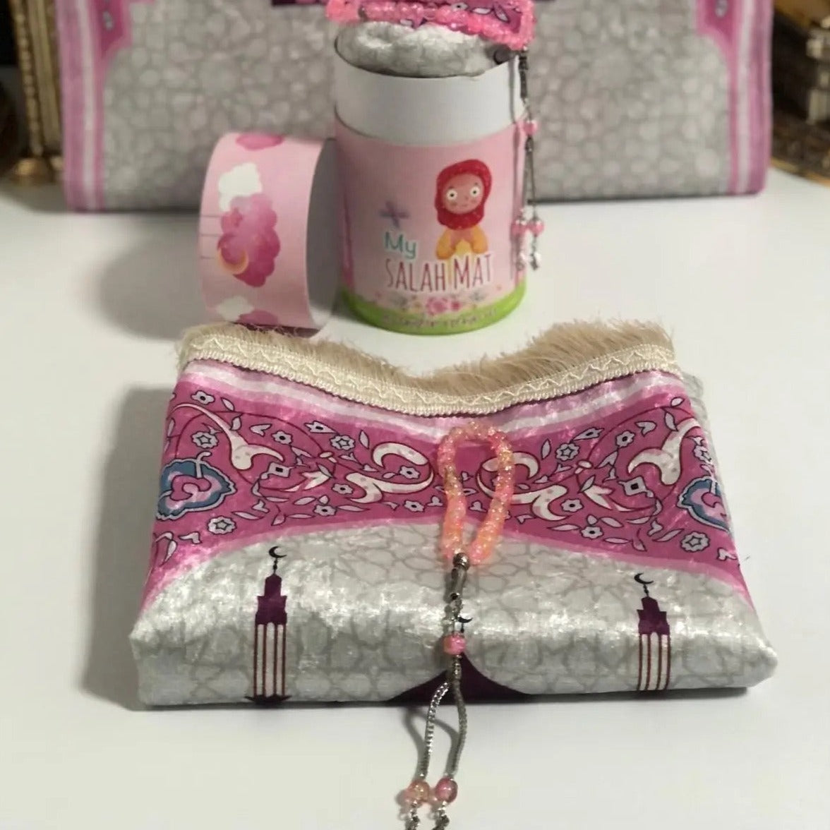 Get Kids Prayer Rug in Pink