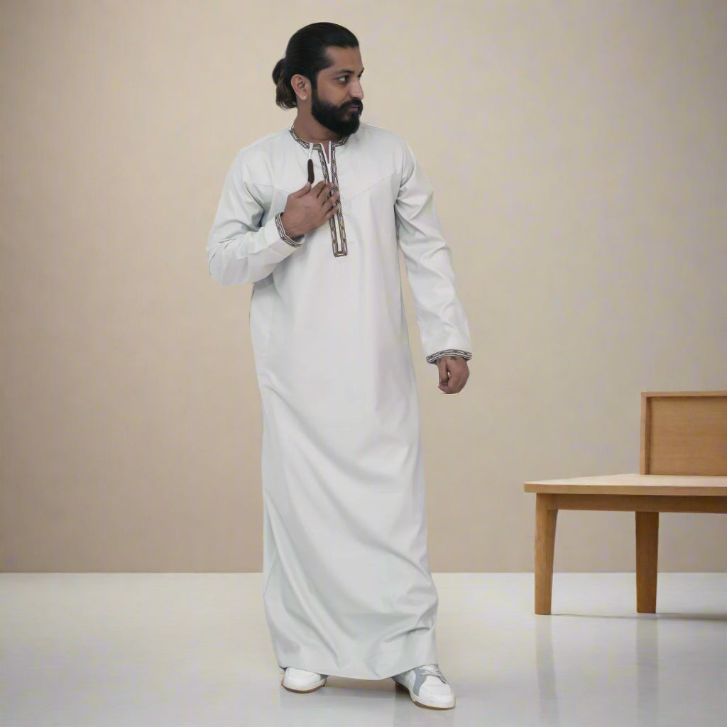 Omani Embroidered Thobe – Off-White